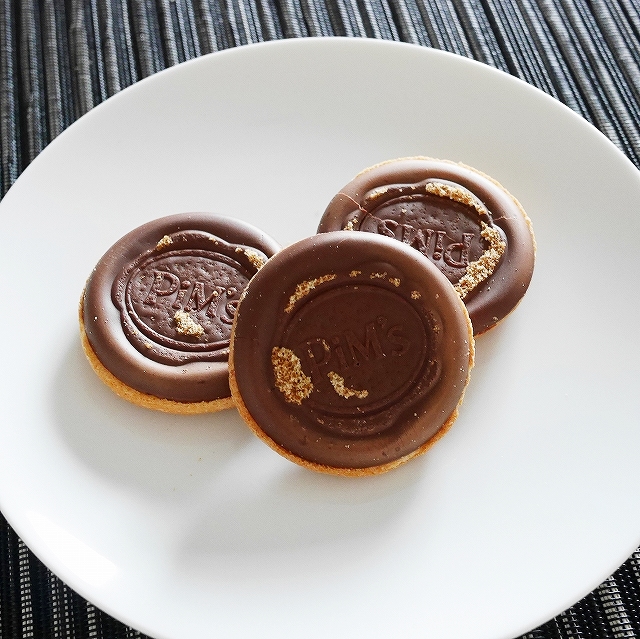 Triunfo Pim's Laranja オレンジチョコレートビスケットの口コミ