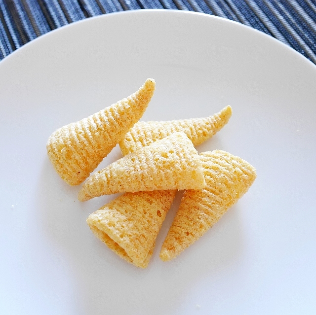 pingo doce Cones de Milho Queijo e Bacon　コーンスナック　チーズとベーコン味の口コミ