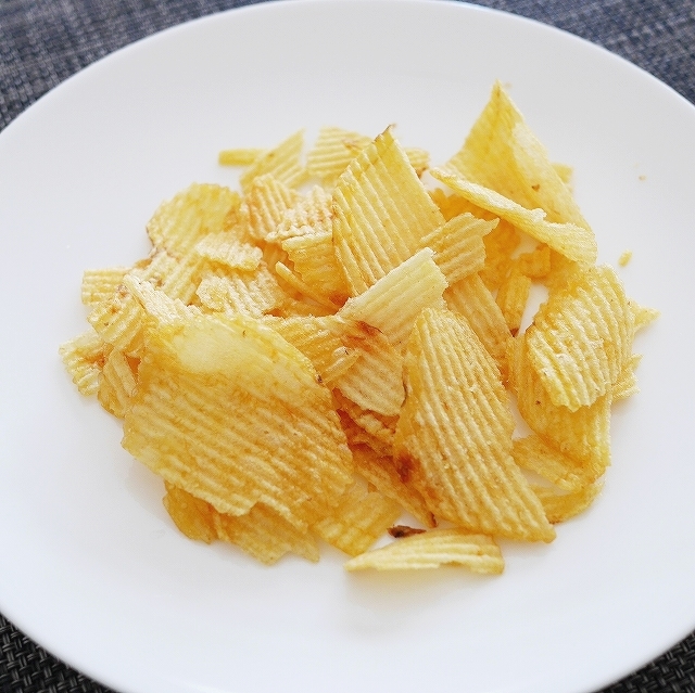 スナックマニアック　ポテトチップス　生ハム味　Snack Maniac! SABOR JAMONの口コミ