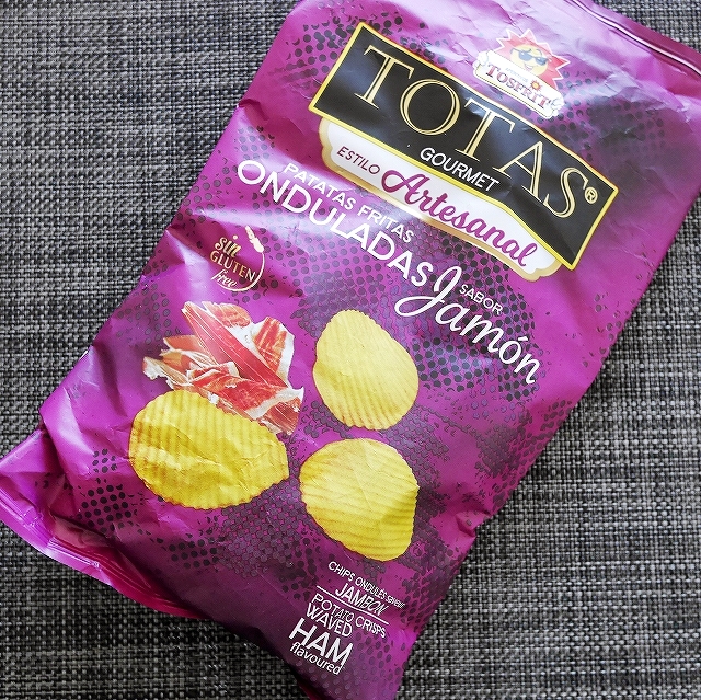 TOTAS onduladas sabor jamón　トータスグルメ　ポテトチップス　生ハム味の口コミ
