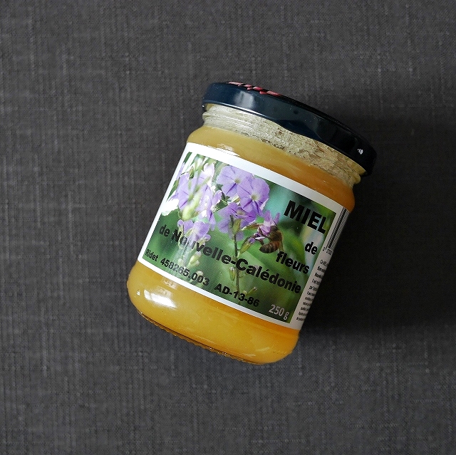 MIEL de fleurs de Nouvelle-Caledonie　ニューカレドニアの花の蜂蜜　250gの口コミ