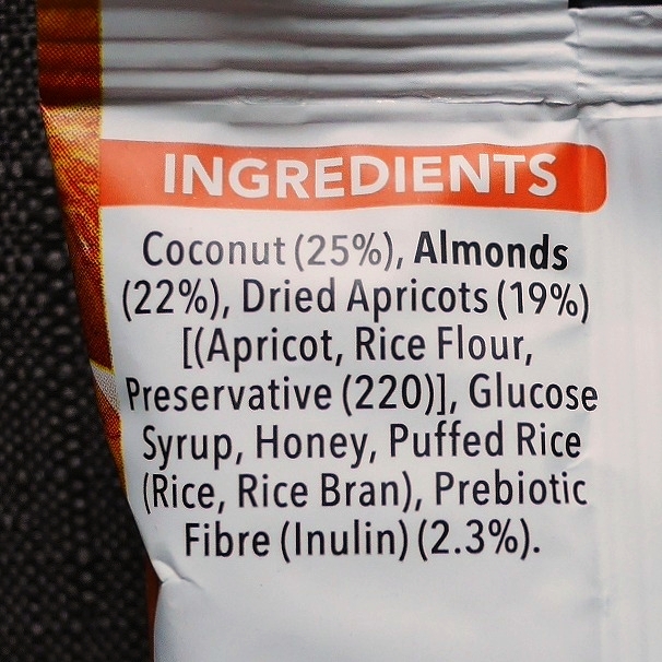 ゴーナチュラル　アーモンドアプリコットココナッツ　ソースオブファイバー　ナッツバー　Go Natural ALMONDの口コミ